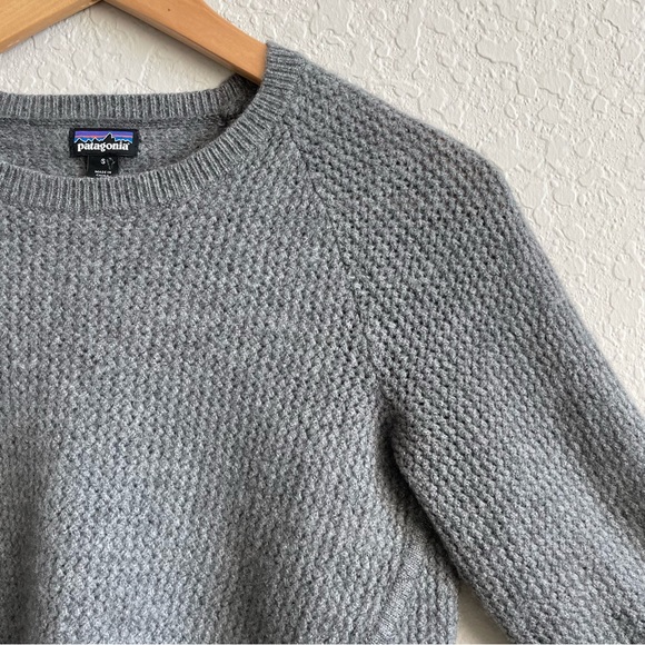 Patagonia Gray Recycled Cashmere Crew Knit Sweater - Picture 4 of 11